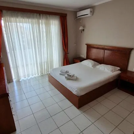 Daniel'S Apartment'S Sarande Exterior photo